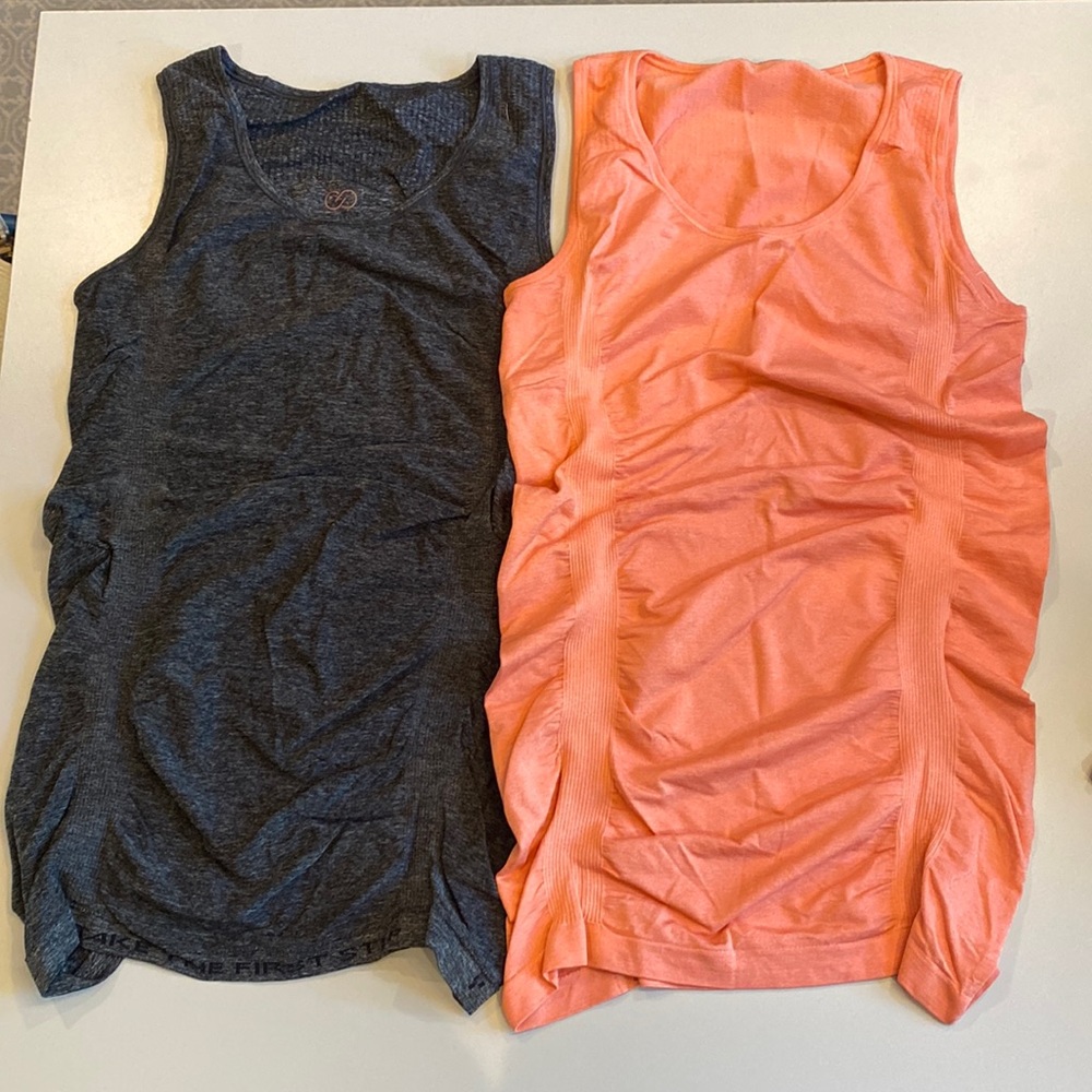 Calia by Carrie Underwood tank tops size M
